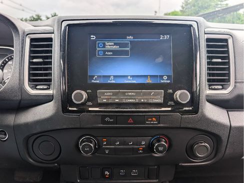 Used 2023 Nissan Frontier SV w/ Technology Package RWD image 28