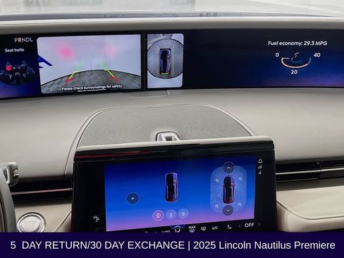 Used 2025 Lincoln Nautilus Premier w/ Equipment Group 102A AWD/4WD image 21