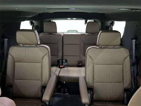 New 2025 Chevrolet Tahoe High Country image 34