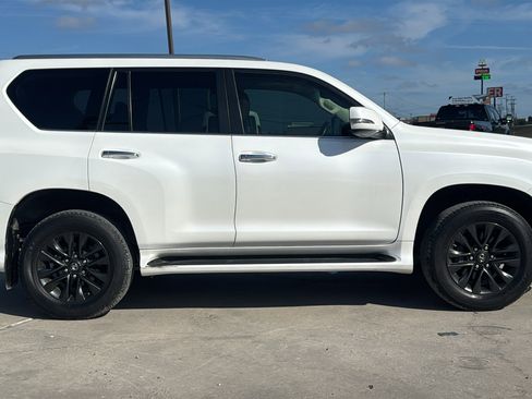 Used 2021 Lexus GX 460 Premium image 4