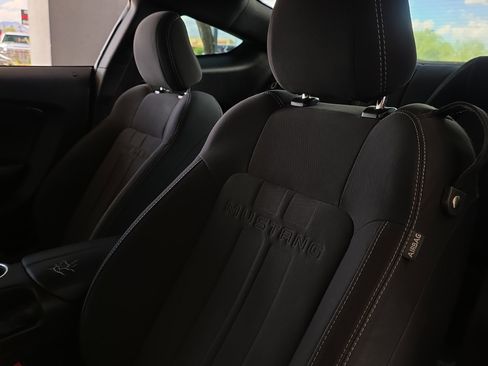 Used 2018 Ford Mustang GT image 8