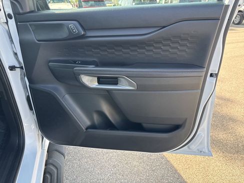 Used 2025 Ford Ranger XLT AWD/4WD image 28