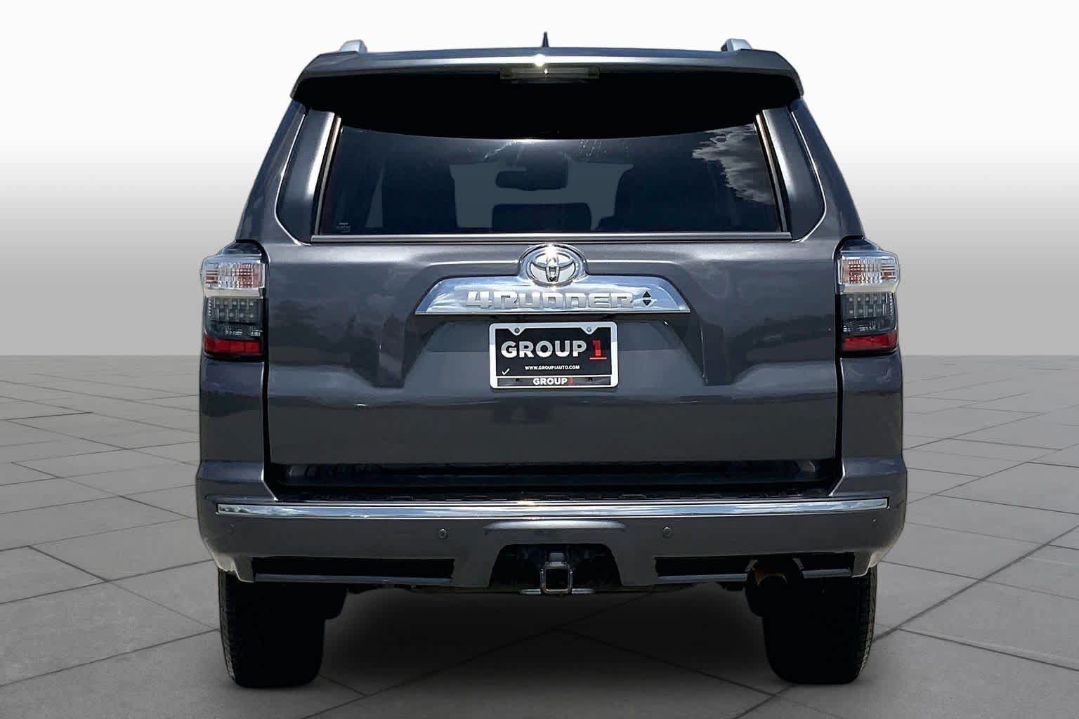 Used 2021 Toyota 4Runner Limited AWD/4WD image 9