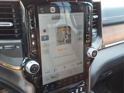 Used 2022 RAM 1500 Limited w/ Bed Utility Group AWD/4WD image 17