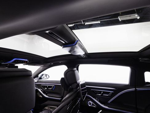 Used 2024 Mercedes-Benz Maybach S 580 Maybach S 580 image 27