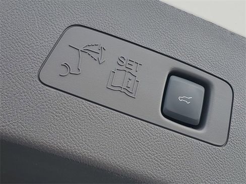 Certified 2022 Lincoln Corsair AWD w/ Equipment Group 101A image 34