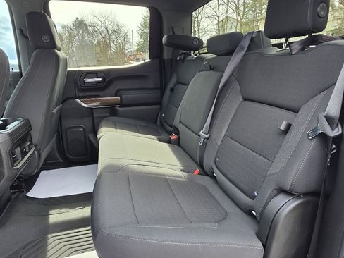 Used 2022 Chevrolet Silverado 1500 LT Trail Boss w/ Bed Protection Package AWD/4WD image 19