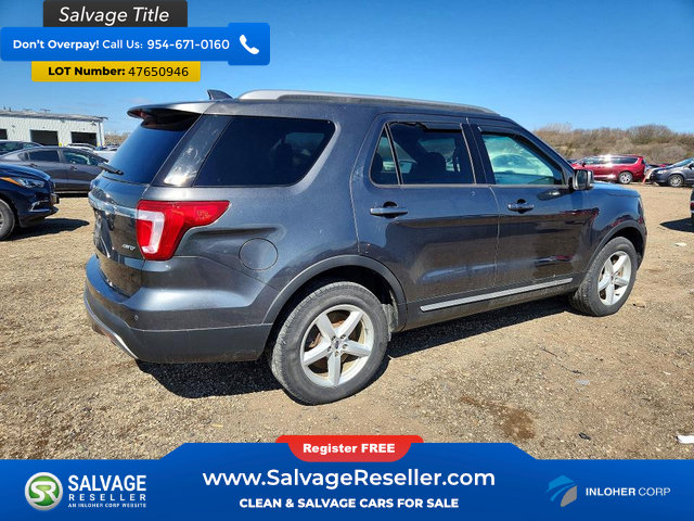 Used 2017 Ford Explorer XLT AWD/4WD image 4