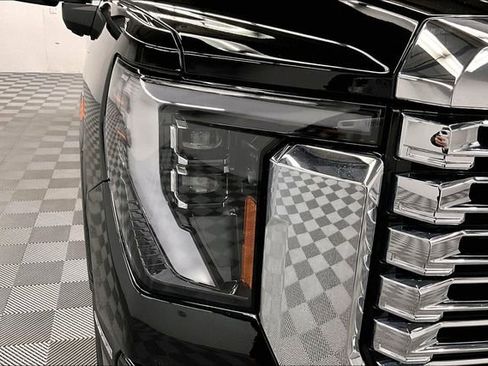 Used 2024 GMC Sierra 2500 Denali w/ Technology Package AWD/4WD image 36