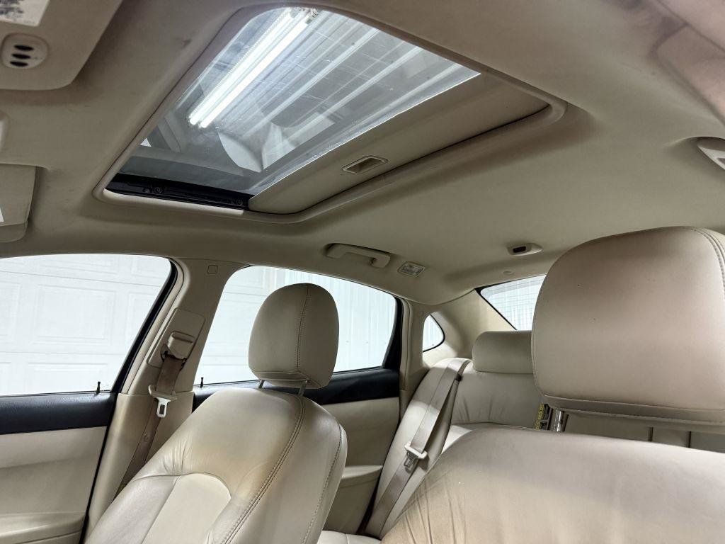 Used 2005 Buick LaCrosse CXS w/ Gold Convenience Package FWD image 11