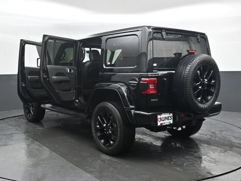 Used 2021 Jeep Wrangler Unlimited Sahara AWD/4WD image 56