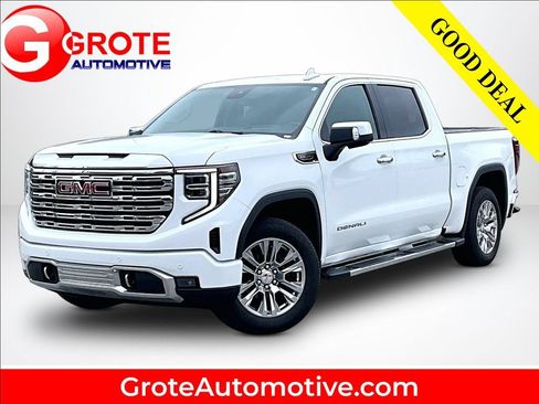 Used 2022 GMC Sierra 1500 Denali w/ Technology Package AWD/4WD image 1