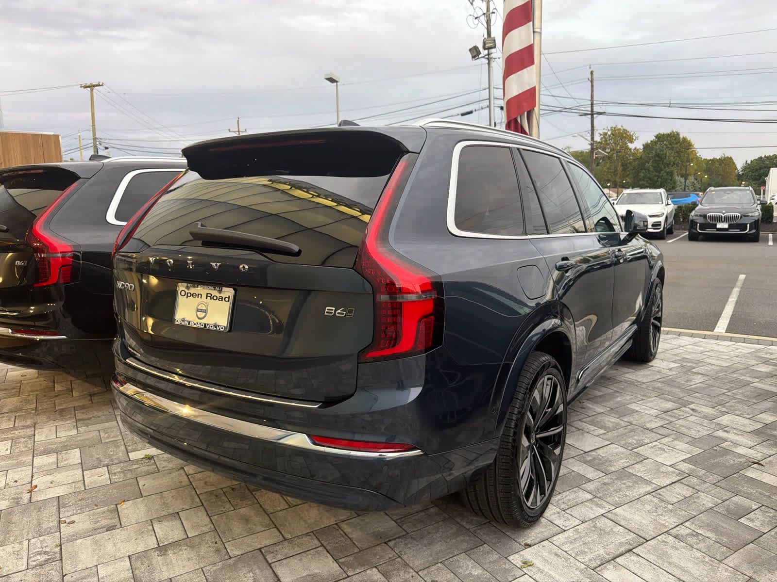 Used 2026 Volvo XC90 B6 Plus w/ Protection Package Premier AWD/4WD image 6