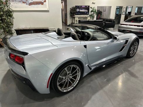 Used 2017 Chevrolet Corvette Grand Sport RWD image 28