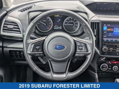 Used 2019 Subaru Forester Limited image 16