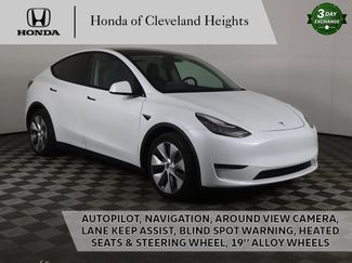 Used 2021 Tesla Model Y Long Range video 1
