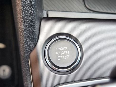 Certified 2026 Kia Sportage EX FWD image 22