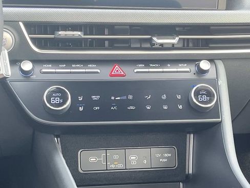 New 2026 Hyundai Sonata Limited FWD image 17