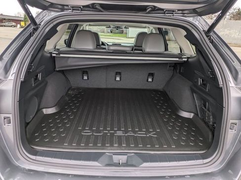 Certified 2025 Subaru Outback Limited image 7