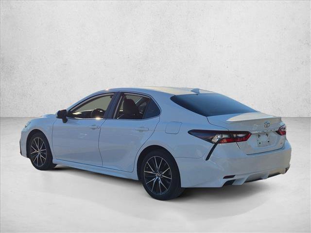 Used 2024 Toyota Camry SE w/ Convenience Package FWD image 6