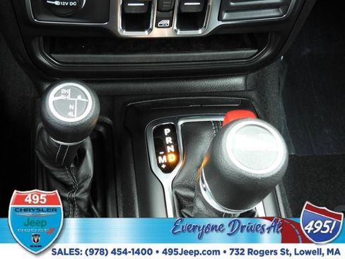 New 2025 Jeep Gladiator Sport image 33