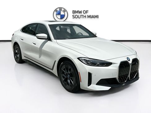 Certified 2023 BMW i4 eDrive35 RWD image 1