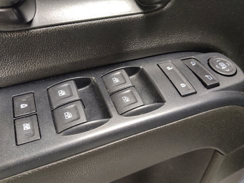 Used 2019 Chevrolet Silverado 1500 Custom w/ Custom Convenience Package image 27