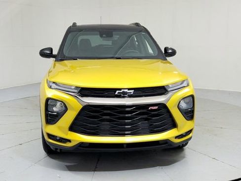 Used 2023 Chevrolet TrailBlazer RS w/ Sun and Liftgate Package image 8