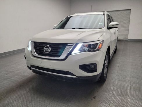 Used 2019 Nissan Pathfinder SV image 15