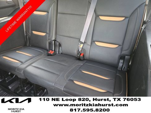 Used 2024 GMC Yukon AT4 w/ AT4 Premium Plus Package AWD/4WD image 31