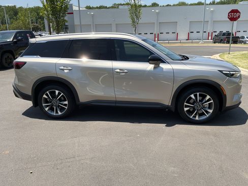 Used 2024 INFINITI QX60 Luxe w/ Performance Audio Package AWD/4WD image 20