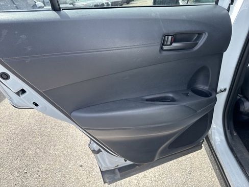 Used 2024 Toyota Corolla Cross LE FWD image 8