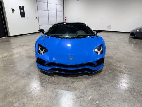 Used 2018 Lamborghini Aventador S AWD/4WD image 29