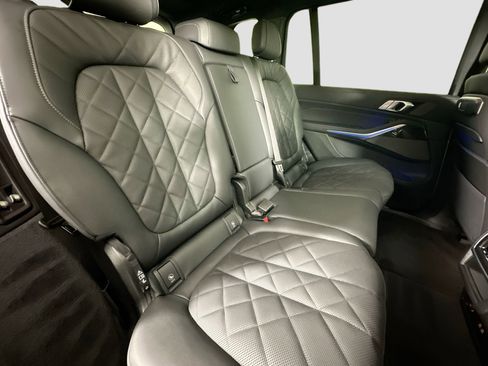 New 2026 BMW X7 xDrive40i w/ M Sport Package image 29