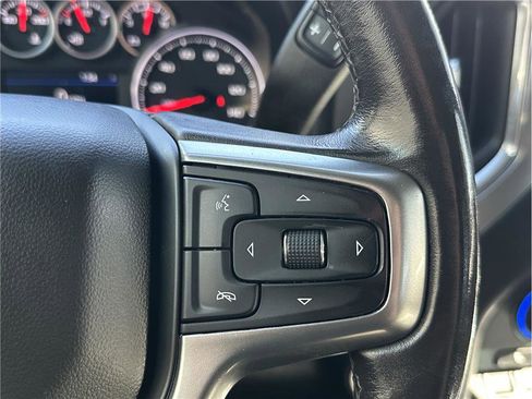 Used 2021 Chevrolet Silverado 2500 LT w/ Convenience Package image 21