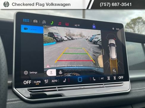 New 2026 Volkswagen Tiguan SE R-Line FWD image 40