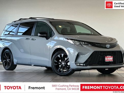 Certified 2025 Toyota Sienna XSE w/ XSE Premium Package image 1