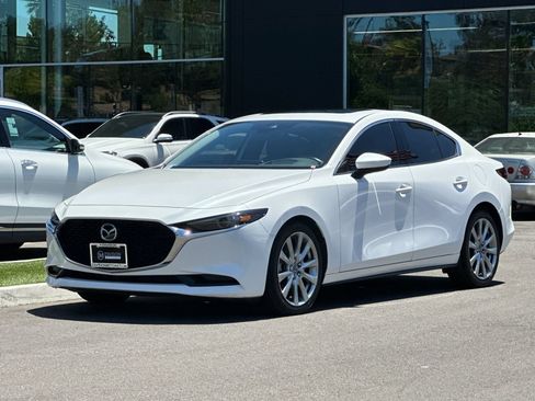 Used 2020 MAZDA MAZDA3 Sedan w/ Premium Package FWD image 7