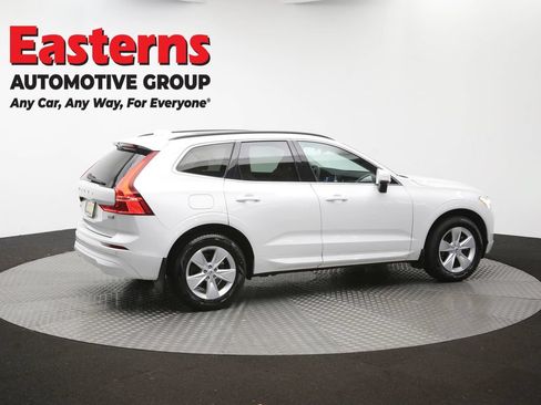 Used 2022 Volvo XC60 B5 Momentum AWD/4WD image 45