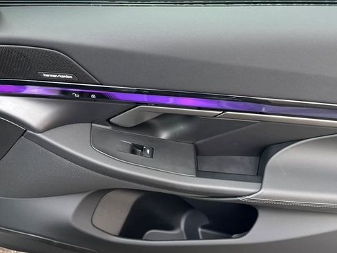 Used 2024 BMW i5 eDrive40i w/ M Sport Package image 18