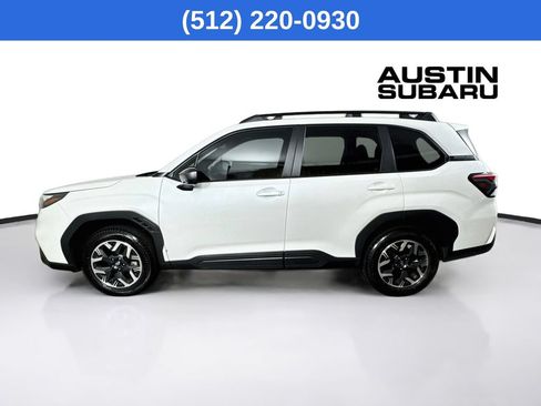 Used 2026 Subaru Forester Premium AWD/4WD image 5