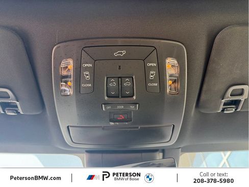 Used 2026 Toyota Sienna Platinum AWD/4WD image 39
