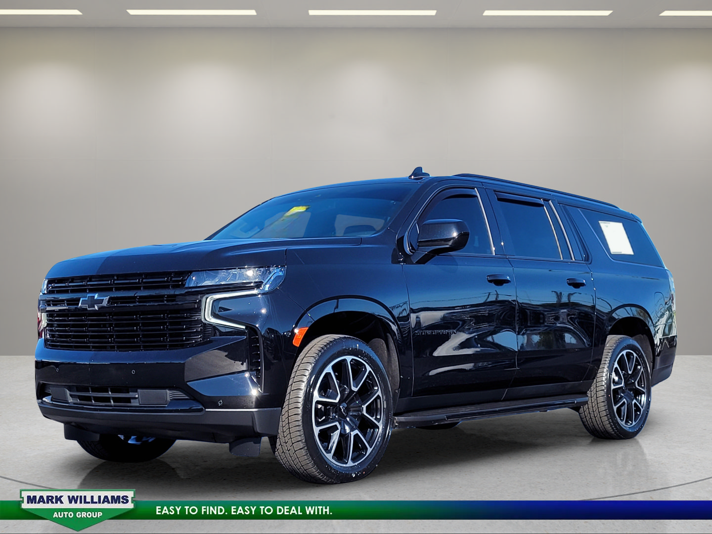 Used 2023 Chevrolet Suburban RST w/ Max Trailering Package AWD/4WD image 8