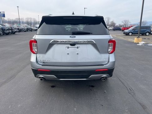 Used 2022 Ford Explorer Limited w/ Equipment Group 301A image 6