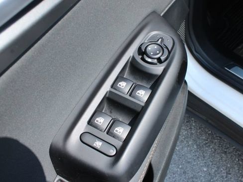 Used 2025 Alfa Romeo Tonale w/ Premium Package AWD/4WD image 11