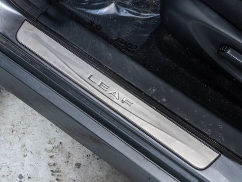 Used 2023 Nissan Leaf SV Plus image 23