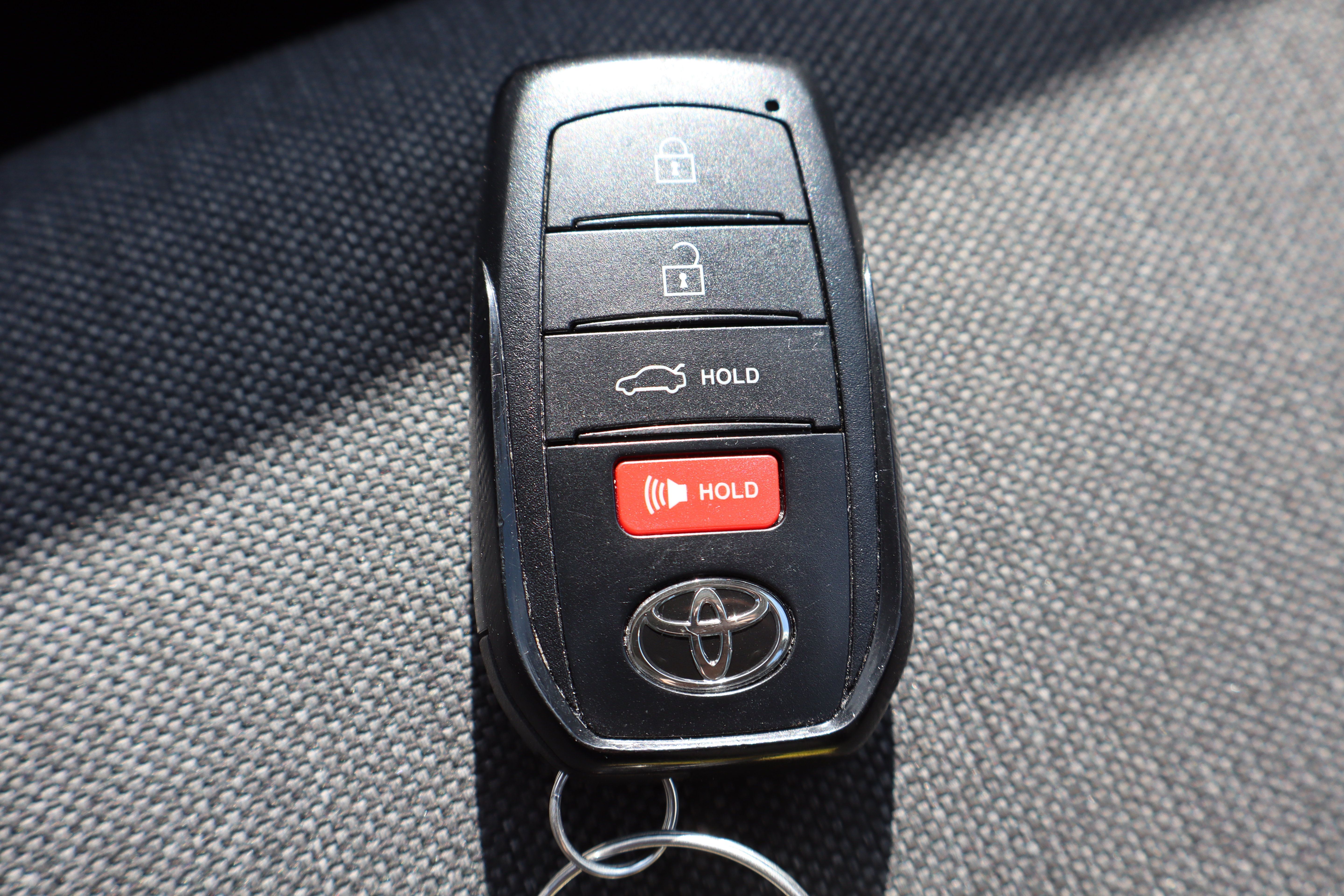 Used 2025 Toyota Camry LE FWD image 25