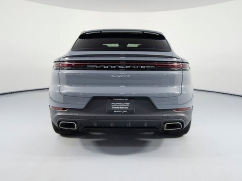 New 2026 Porsche Cayenne Coupe AWD/4WD image 8