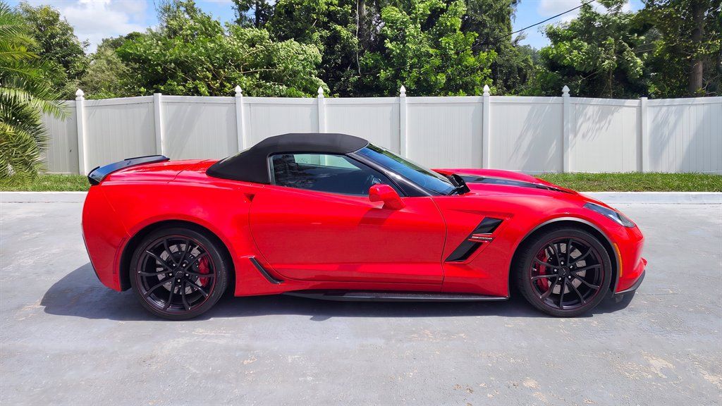 Used 2017 Chevrolet Corvette Grand Sport RWD image 17
