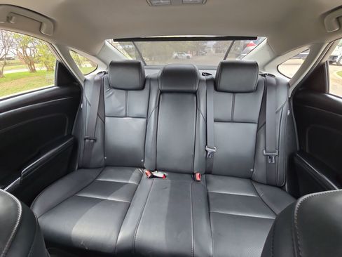 Used 2018 Toyota Avalon Limited w/ All Weather Liner Package image 22